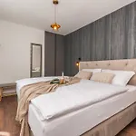 Marilu Luxury Lejlighed *