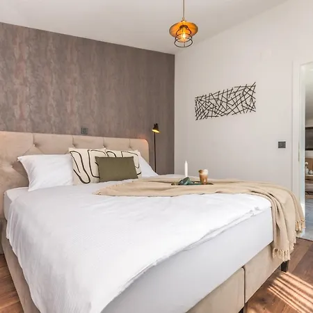 Marilu Luxury