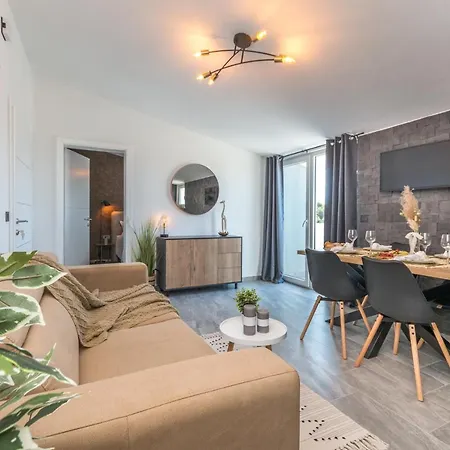 Marilu Luxury