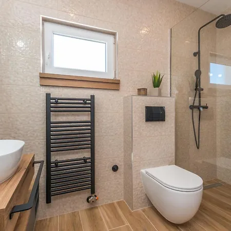 דירה Marilu Luxury דראגה