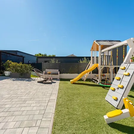 Marilu Luxury 아파트